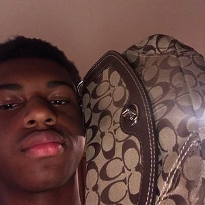 Meet your Posher, Eric